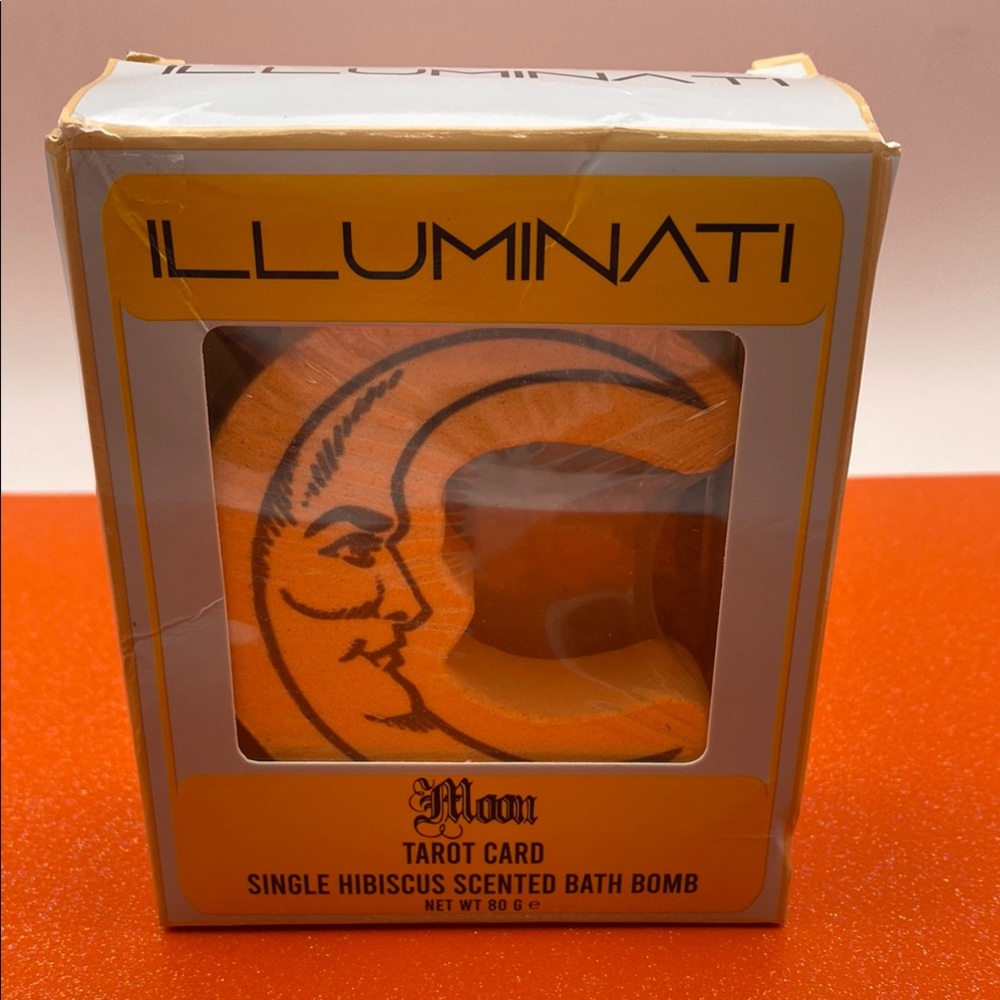 Illuminati Orange Moon Tarot Card Hibiscus Scent Bath Bomb